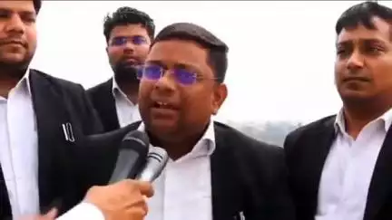 आतंकवाद से बड़ा #जातंकवाद है.. बाबा साहेब अम्बेडकर जी की प्रतिमा ग्वालियर कोर्ट मे लगाकर रहेंगे 🎤 #Jaibhim