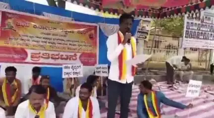 ಮಾನ್ವಿ: ಅನಧಿಕೃತ ಕ್ಲಿನಿಕ್ ಗಳ ವಿರುದ್ಧ ಕ್ರಮಕ್ಕೆ ಆಗ್ರಹಿಸಿ ಪಟ್ಟಣದಲ್ಲಿ ಜಯ ಕರ್ನಾಟಕ ರಕ್ಷಣಾ ಸೇನೆ‌ ಧರಣಿ #localissue