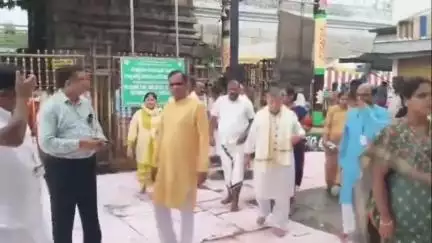 తిరుచానూరు శ్రీ పద్మావతి అమ్మవారి సేవలో పార్లమెంటరీ స్టాండింగ్ కమిటీ