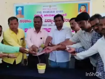 ಔರಾದ್: ಮಕ್ಕಳನ್ನು ಉತ್ತಮ ನಾಗರಿಕರಾಗಿಸುವಲ್ಲಿ ಪಾಲಕರ ಪಾತ್ರ ಮಹತ್ವದ್ದು: ಪಟ್ಟಣದಲ್ಲಿ ಸರ್ಕಾರಿ ಕಾಲೇಜು ಪ್ರಾಚಾರ್ಯ ಓಂ ಪ್ರಕಾಶ್ ಧಡ್ಡೆ