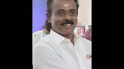 பொள்ளாச்சி: பத்ரகாளியம்மன் கோவில் வீதியில்  32 வது வார்டு திமுக நகரமன்ற உறுப்பினர் வன்கொடுமை தடுப்பு சட்டத்தின் கீழ் கைது.