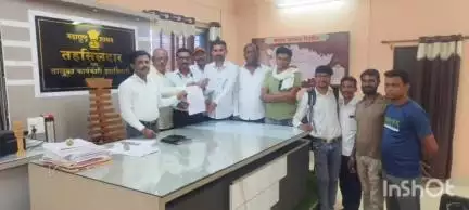 सालेकसा: एचएसआरपी नंबर प्लेट लावण्याकरिता तालुक्यात शिबिर घ्या; राष्ट्रवादी काँग्रेसने तहसीलदार यांना दिले निवेदन