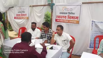 सुशासन तिहार में आए हुए  शिकायत कर्ताओं से सीधा चर्चा