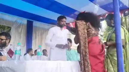জামবনি: কাপগাড়ী কলেজের নবীনবরণ অনুষ্ঠানে উপস্থিত বিধায়ক