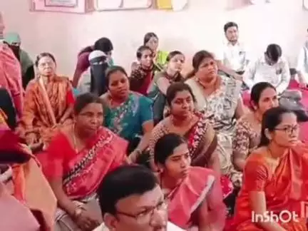 ಚಿಟಗುಪ್ಪ: ವಯೋಮಿತಿ ಹೊಂದಿದ ಮಕ್ಕಳಿಗೆ ಯಾವುದೇ ದಾಖಲೆ ಕೇಳದೆ ಪ್ರವೇಶ ನೀಡಿ : ಪಟ್ಟಣದಲ್ಲಿ ಕ್ಷೇತ್ರ ಶಿಕ್ಷಣಾಧಿಕಾರಿ ವೆಂಕಟೇಶ್ ಗುಡಾಳ