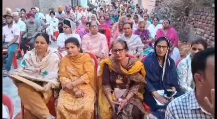 ਬਟਾਲਾ: ਬਟਾਲਾ ਤੋਂ ਵਿਧਾਇਕ ਅਮਨ ਸ਼ੇਰ ਸਿੰਘ ਸ਼ੈਰੀ ਕਲਸੀ ਨੇ ਵਾਰਡ ਨੰਬਰ 19 ਝਾੜੀਆਂਵਾਲ ਚ ਨਸ਼ਾ ਮੁਕਤ ਯਾਤਰਾ ਤਹਿਤ ਕੀਤੀ ਮੀਟਿੰਗ