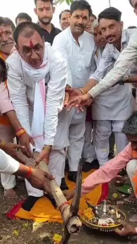 सुठालिया: राज्यमंत्री नारायण सिंह पवार ने सालरियाखेड़ी पंचायत में ₹69.90 लाख के विकास कार्यों का किया लोकार्पण व भूमिपूजन