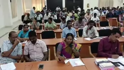 குன்றத்தூர்: பட்டூர் ஜாமிஆ பெரிய பள்ளிவாசல் நிலம் தொடர்பாக மக்கள் குறைதீர்க்கும் நாளில் மனு