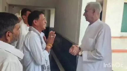 मूंडवा: मूंडवा के निकट कुचेरा क्षेत्र के भाजपा नेता रिछपाल सिंह मिर्धा ने उपमुख्यमंत्री प्रेमचंद बेरवा से की मुलाकात