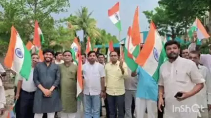 चाकूर: तालुक्यातील नागरिकांच्या वतीने विश्वशांती धाम मंदिर ते सोसायटी चौकापर्यंत ऑपरेशन सिंधूच्या समर्थनार्थ तिरंगा यात्रा