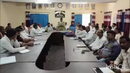 रमना: मड़वनियां में खेलो झारखंड प्रतियोगिता को लेकर एक दिवसीय कार्यशाला का आयोजन किया गया