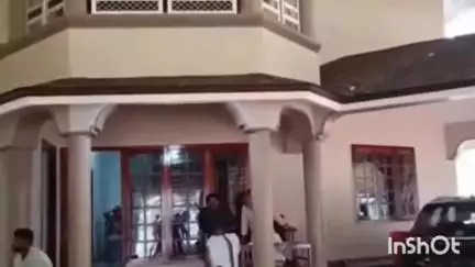 കൊയിലാണ്ടി: പേരാമ്പ്രയിൽ കല്യാണ വീട്ടിലെ പണപ്പെട്ടിയിലെ പണം മോഷ്ടിച്ചു, 10 ലക്ഷത്തോളം രൂപ നഷ്ടപ്പെട്ടതായി കണക്കുകൂട്ടൽ