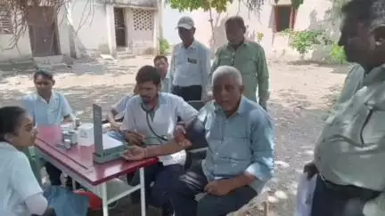 ઘોઘા: ઘોઘા તાલુકાના વાળુકડ પ્રાથમિક આરોગ્ય કેન્દ્ર ખાતે "વિશ્વ હાઇપર ટેન્શન દિવસ" ની ઉજવણી કરવામાં આવી