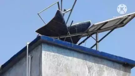 चान्हो: ब्राम्बे में तेज आंधी और तूफान से सोलर प्लेट टूटी, जल आपूर्ति बाधित