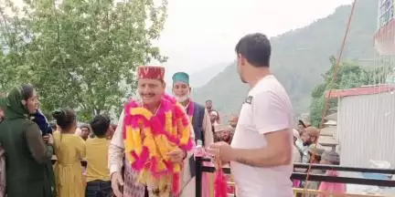डलहौज़ी: विधायक डीएस ठाकुर ने ग्राम पंचायत डियूर के धुत्ता गांव का दौरा किया