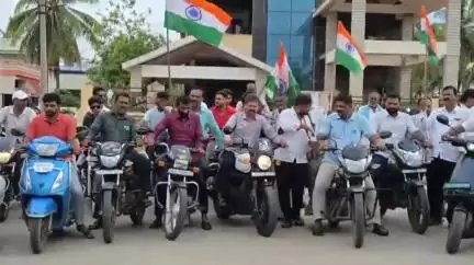ಹೊನ್ನಾಳ್ಳಿ: ಸಿಂಧೂರ ಯಶಸ್ವಿ ಪ್ರಯುಕ್ತ ಹೊನ್ನಾಳಿಯಲ್ಲಿ ತಿರಂಗ ಯಾತ್ರೆ, ಬೈಕ್ ರ‍್ಯಾಲಿ