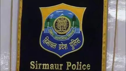 पच्छाद: पच्छाद क्षेत्र के दांडो देवरिया में एक व्यक्ति के कब्जे से अवैध शराब की बरामदगी