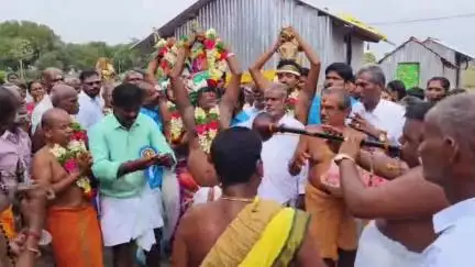 பரமக்குடி: நயினார் கோவில் அருகே ஸ்ரீ கிருஷ்ணன் ஆலய கும்பாபிஷேக விழா