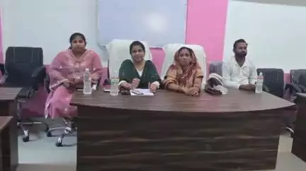 मरौना: मरौना टीसीपी भवन बेलही में सोमवार दोपहर 3 बजे पंचायत समिति की बैठक हुई