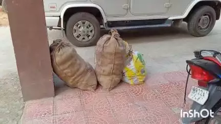 घोड़ासहन: घोड़ासहन पुलिस ने बाजार स्थित पोखर के पास से 557 बोतल शराब के साथ एक धंधेबाज को किया गिरफ्तार