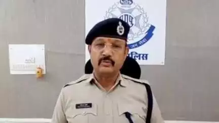 मुरार: हजीरा पुलिस ने दो आरोपियों को अवैध हथियारों के साथ पकड़ा, पूछताछ जारी