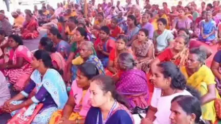 திருக்கழுக்குன்றம்: மேலேறிப்பாக்கம் ஊராட்சியில் தொழிலாளர் தினத்தை முன்னிட்டு கிராம சபா கூட்டம் ஆட்சியர் சிறப்பு பார்வையாளராக பங்கேற்பு