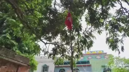 রানিবাঁধ: সিপিএমের রানিবাঁধ এরিয়া কমিটির পক্ষ থেকে শ্রদ্ধার সাথে ঐতিহাসিক মে দিবস পালিত হলো রানিবাঁধে