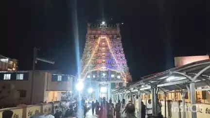 தரங்கம்பாடி: திருக்கடையூரில் அமிர்தகடேஸ்வரர் கோவிலில் காலசம்ஹார மூர்த்தியாக எழுந்துருளி எமனை வதம் செய்யும் ஐதீக திருவிழாவிற்கு கொடியேற்றம்