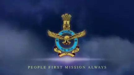 दिल्ली: भारतीय वायुसेना IAF ने ऑपरेशन सिंदूर की सफलता के बाद जारी किया वीडियो देखे। 
#operationsindoor #indianairforce