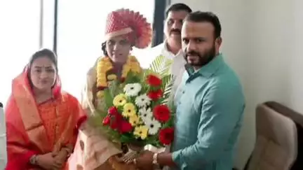 माण: दहिवडीच्या विकासाचे प्रवेशद्वार झाले खुले, मंत्री जयकुमार गोरे यांचे नूतन नगराध्यक्षा जाधवांच्या सत्कारावेळी उदगार