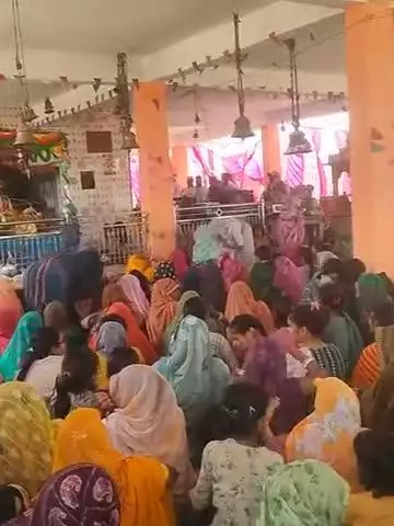 🙏🙏 ग्राम पंचायत गोहरा 🖇️🖇️
श्रीमद् भागवत कथा 
मां पांडव देवी के स्थान पर चल रही 🙏🙏