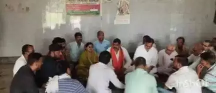 दलसिंहसराय: अनुमंडल में कानून व्यवस्था मजबूत करने के लिए व्यवसायी संघ व जनप्रतिनिधियों ने की बैठक