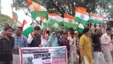 बजाग: गोरखपुर में ऑपरेशन सिंदूर की सफलता और सैनिकों के सम्मान में भाजपा कार्यकर्ताओं ने निकाली तिरंगा यात्रा