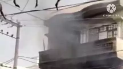 गोहाना: गोहाना काठ मंडी में काठमंडी एसोसिएशन के पूर्व अध्यक्ष सत्य नारायण सैनी की दुकान में आग