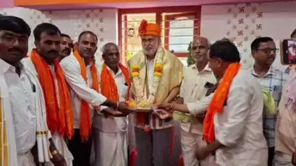 ಮುಂಡಗೋಡ: ಸಾಲಗಾಂವ್ ಗ್ರಾಮ ಶ್ರೀ ವಿಠ್ಠಲ ರುಖುಮಾಯಿ ದೇವಸ್ಥಾನದಲ್ಲಿ ನಡೆದ ವಿವಿಧ ಧಾರ್ಮಿಕ ಕಾರ್ಯಕ್ರಮದಲ್ಲಿ ಭಾಗಿಯಾಗ ಶಾಸಕ ಶಿವರಾಮ್ ಹೆಬ್ಬಾರ್