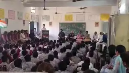 बरवाला: खटौली के स्कूल में एडीजी सेना भर्ती ने युवाओं को राष्ट्र सेवा के लिए भारतीय सेना में शामिल होने के लिए किया आह्वान