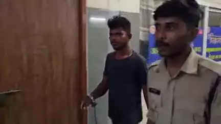 चिचोली: पाठाखेड़ा गांव में पानी की मोटर चालू करने वाले आरोपी को चिचोली पुलिस ने किया गिरफ्तार, भेजा जेल