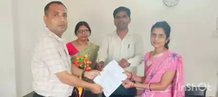 बिरनी: नावाडीह आंगनबाड़ी केंद्र को मिली पूर्ण मान्यता, सहायिका मधु बाला को मिला नियुक्ति पत्र