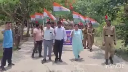 पुनपुन: पुनपुन में ऑपरेशन सिंदूर की सफलता पर एसएमडी कॉलेज के एनसीसी कैडेटों ने निकाली तिरंगा यात्रा