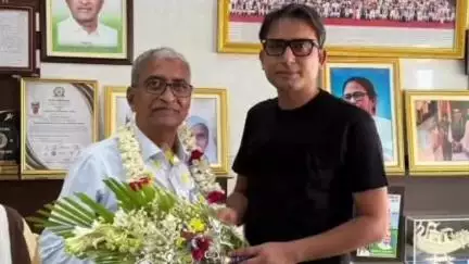 সাগরদিঘি: জঙ্গিপুর সাংগঠনিক জেলা তৃণমূল কংগ্রেসের সভাপতি সংসদ খলিলুর রহমানকে সংবর্ধনা, সাগরদিঘির বিধায়ক বিশ্বাসের