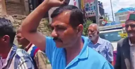चौपाल: किसान सभा द्वारा चौपाल में धरना प्रदर्शन, भूमि हिनो को 5 बिघा तक भूमि मुहैया कराने की मांग