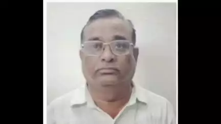 अमळनेर: अमळनेरात दगडी दरवाजाजवळ ४० हजारांची लाच घेणाऱ्या ग्रामपंचायत अधिकाऱ्याला अटक; अमळनेर पोलीसात गुन्हा दाखल