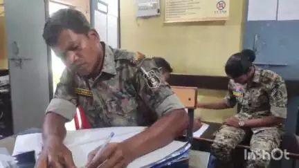 फरसगांव: फूपगांव के 20 वर्षीय युवक की सड़क हादसे में घायल होने के बाद उपचार के दौरान मौत, फरसगांव थाना पुलिस ने किया मर्ग कायम
