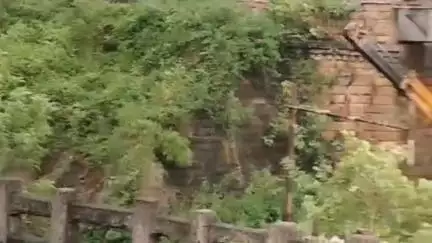 गोमिया: गोमिया में आंधी-तूफान से तबाही, वज्रपात से डूडू टोला में दो की मौत, ललपनिया में कई पेड़ गिरे