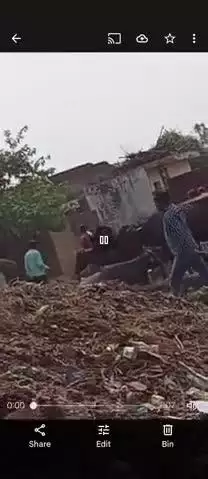 पुवाया के ग्राम नत्थापुर में हो रहा है दलितो का उत्पीड़न घर में घुसकर मारा जा रहा है