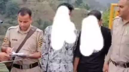 जोगिंदर नगर: NH-154 पर जोगिंदरनगर पुलिस ने 3.29 ग्राम चिट्टे के साथ दो युवकों को किया गिरफ्तार