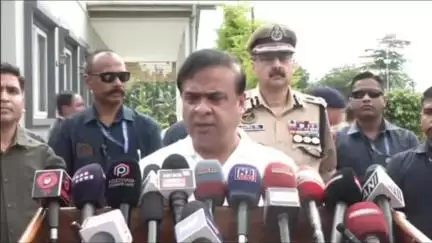 দেৰগাঁও: ড্ৰাগছ নিয়ন্ত্ৰণ হʼবই নোৱাৰে, ই এটা বৃহৎ ডাঙৰ চক্ৰ,দেৰগাঁৱত SP সন্মিলনৰ অন্তত  মন্তব্য মুখ্যমন্ত্ৰী ড০ হিমন্তবিশ্ব শৰ্মা