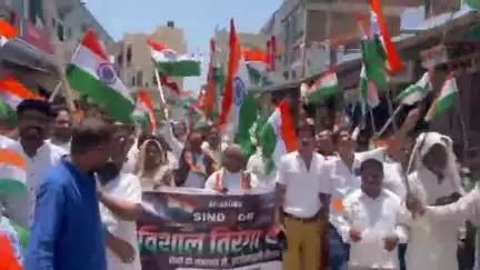 झाडोल: झाडोल मंडल में भारतीय सेना के शौर्य और बलिदान के सम्मान में निकाली गई तिरंगा यात्रा