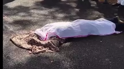 सिकराय: गण्डरावा गांव में अज्ञात वाहन की टक्कर से बाइक सवार की हुई मौत, पुलिस ने शव को सिकंदरा अस्पताल की मोर्चरी में रखवाया