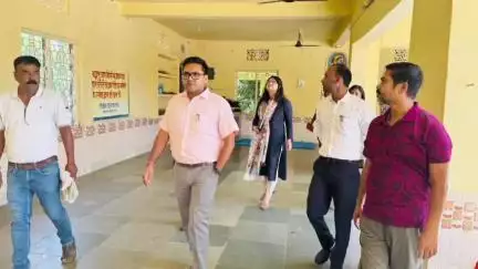 गोइलकेरा: डीसी और डीडीसी ने गोइलकेरा के महादेवशाल धाम का किया निरीक्षण
